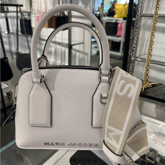 Marc Jacobs Handbags - Brand new arc Jacobs crossbody bag